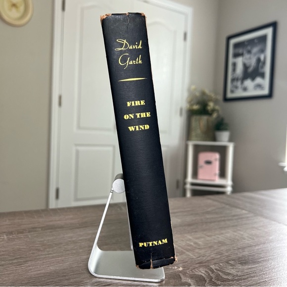 1951 Fire on the Wind by David Garth Vintage Novel - Picture 2 of 13